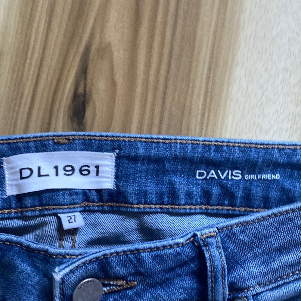 DL 1961 Davis Girlfriend Jean